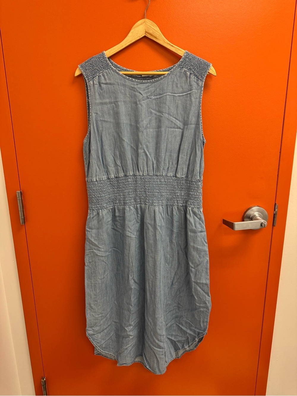 GAP Sleeveless Smocked Waist Chambray Dress - Blue
